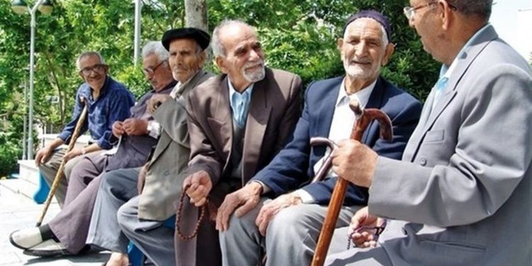 این گروه از بازنشستگان وام ۳۰ میلیون تومانی می گیرند |  زمان ثبت نام و شرایط دریافت