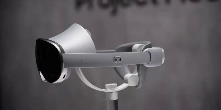 سامسونگ هدست XR خود را در گلکسی آنپکد به نمایش گذاشت