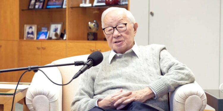 بنیانگذار TSMC دلیل عدم همکاری اپل با اینتل برای ساخت تراشه‌های آیفون را فاش کرد