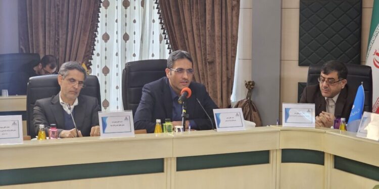 با مشارکت ایرانسل؛ تفاهم‌نامه مدیریت هوشمند زنجیره تأمین سوخت کشور امضا شد